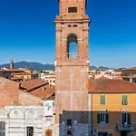 -Cavour 8- 3 Rooms With Views - Near The Tower