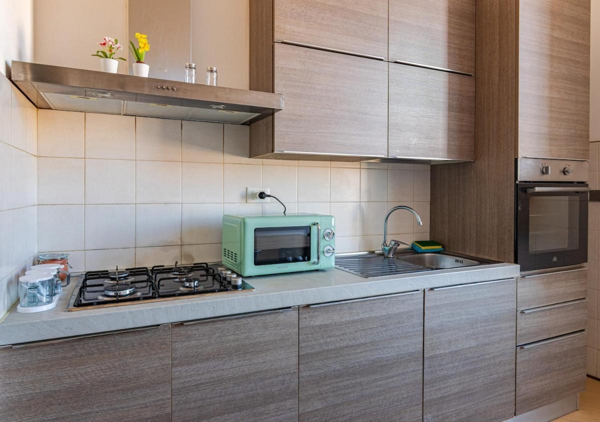 -cavour 8- 3 With Views - Near The Tower Apartment